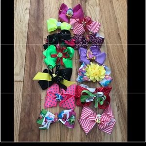 Lot of 13 Custom Made Bows